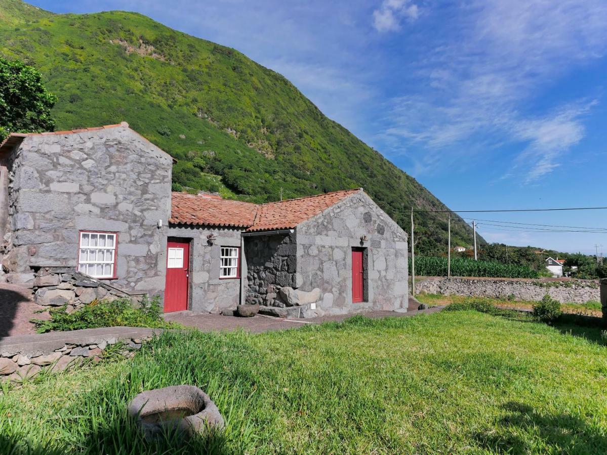 Casas Dos Vimes Villa Faja dos Vimes Exteriör bild